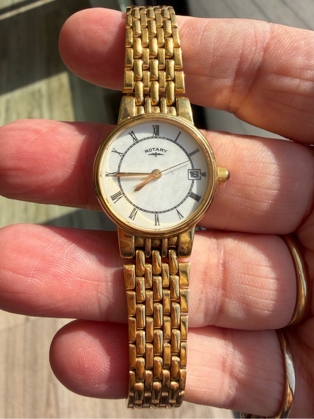 Vintage Ladies Rotary Watch Gold Tone Model 4573 Adjustable Strap - NOT WORKING